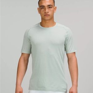 Lululemon Metal Vent Shirt